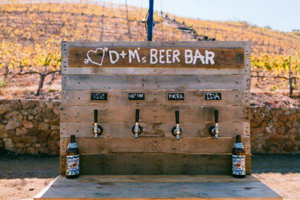 build+your+own+wedding+beer+bar