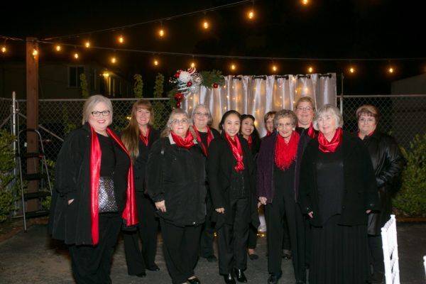 20th Street Cottage Christmas Open House Bakersfield Blend Chorus
